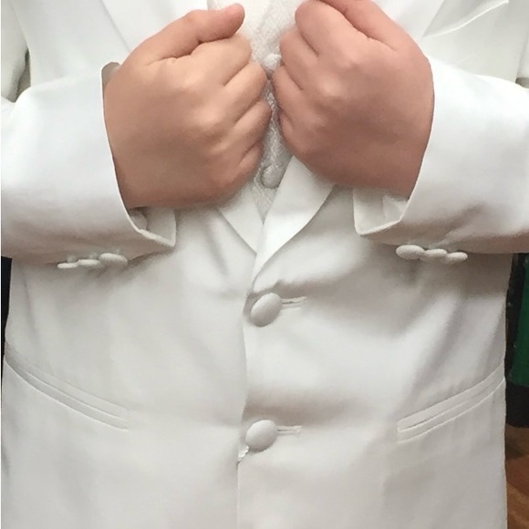 Boys White Communion Suit - Picture 2 of 3
